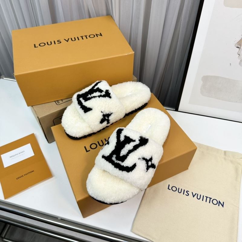 Louis Vuitton Slippers